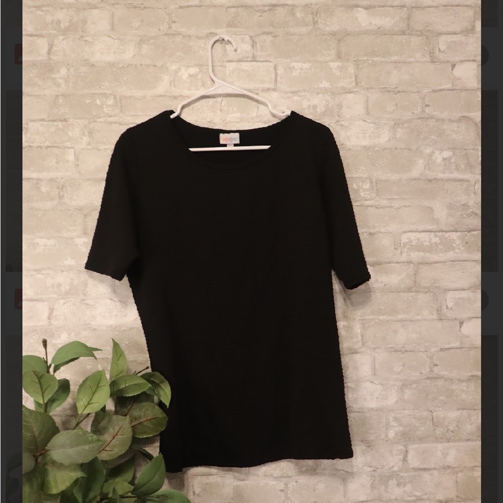 Lularoe Classic Black Women's Top